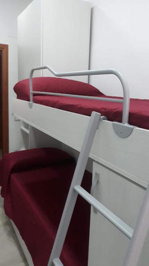 B&B Infinity نابولي المظهر الخارجي الصورة